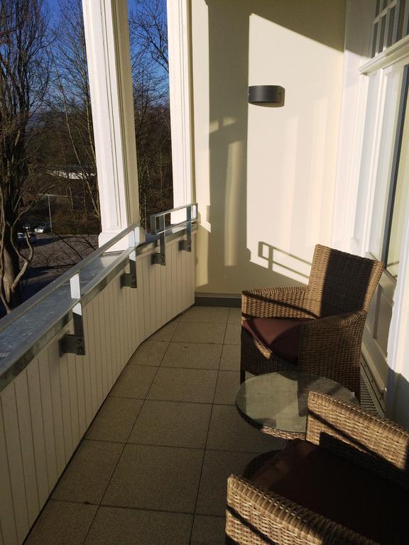 Appartements Am Kurpark Bad Pyrmont Exterior photo